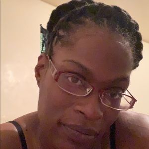 Meet your Posher, Renèe